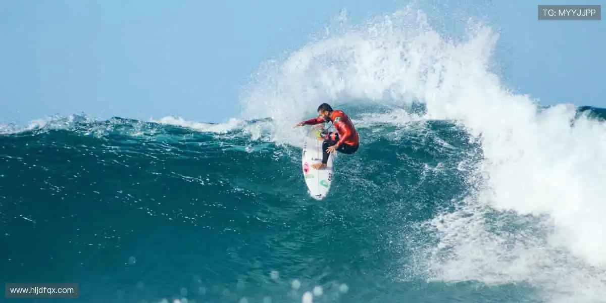 👟潮流单品，让运动成为时尚符号！